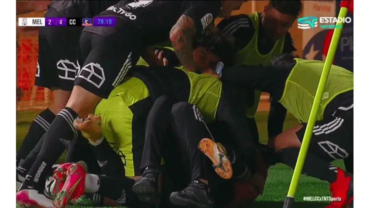 En una ráfaga de buen fútbol, Colo Colo remonta el partido