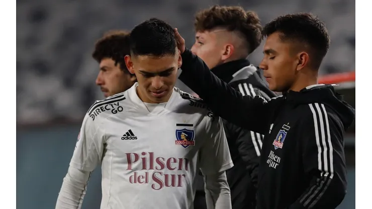 Joan Cruz vio la tarjeta roja tras una fuerte falta ante Audax Italiano.