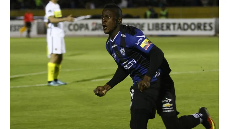 José Ángulo la rompió en Independiente del Valle.