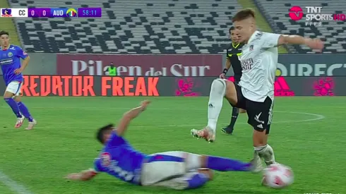 La violenta falta sobre Leo Gil.