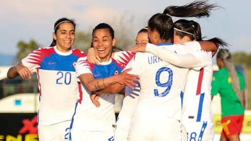 La selección chilena femenina juega su segundo duelo en Tokio 2020.