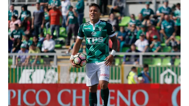 Javier Parraguez podría retornar a Santiago Wanderers | Foto: Agencia Uno