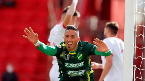 La pantera marcó en su debut con el Halcón.