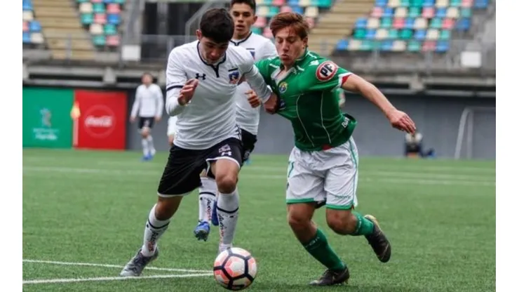 Colo Colo aún espera el regreso del fútbol joven.