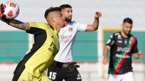 Brayan Cortés atajó un penal para aportar al triunfo albo.