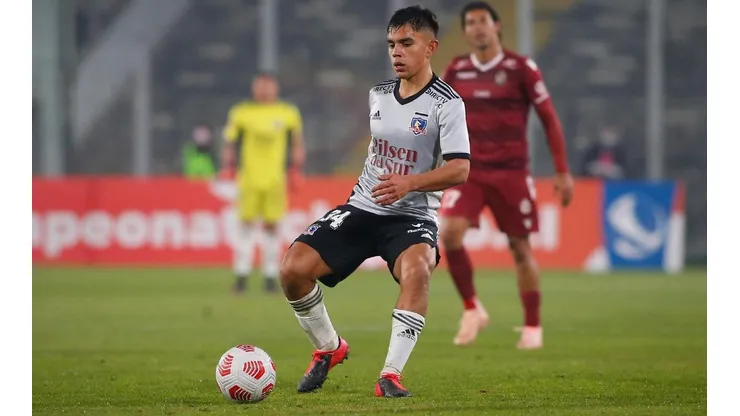 Vicente Pizarro se prepara para ser titular ante Palestino | Foto: Colo Colo Oficial.