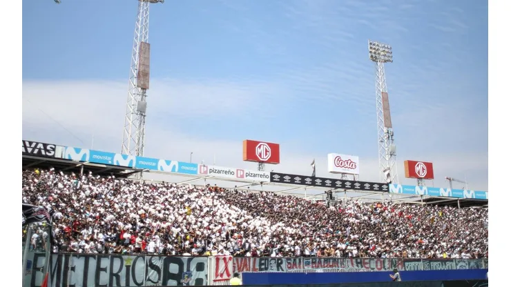Colo Colo lleva más de un año sin sus hinchas en el Monumental.