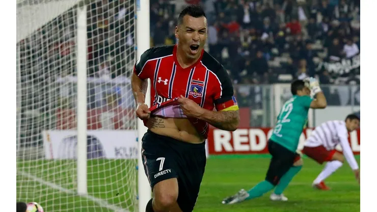 Esteban Paredes se matriculó con dos goles en ese 4-0 ante La Serena.