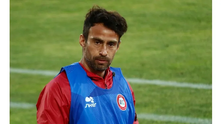 Valdivia solo jugó 232 minutos con la camiseta cementera.