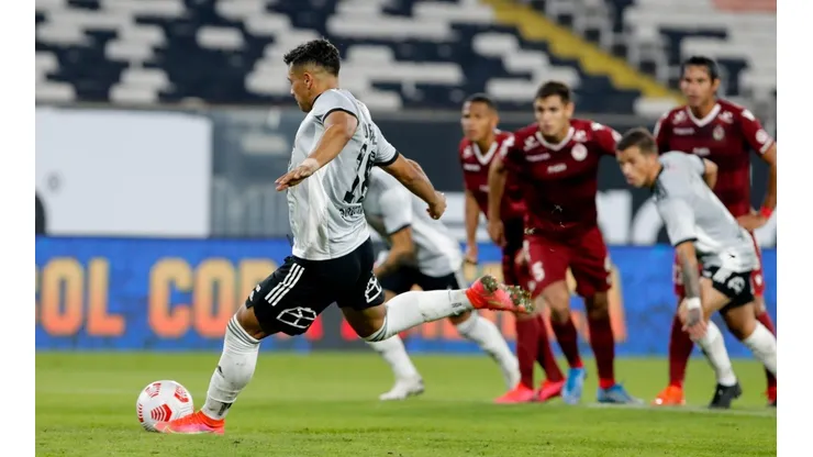 Iván Morales liderará el ataque de Colo Colo esta tarde ante La Serena.