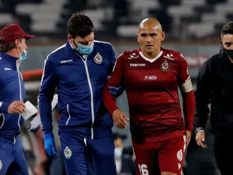 Humberto Suazo no estará ante Colo Colo