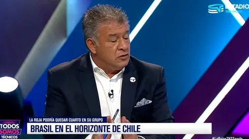 Borghi cree que Chile ha obtenido mejores resultados con tres en el fondo | Foto: captura