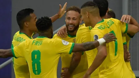 Neymar y cinco jugadores más están en capilla para los cuartos de final.