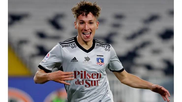 Colo Colo busca blindar a Luciano Arriagada