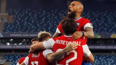 Arturo Vidal junto a Ben Brereton en esta Copa América.
