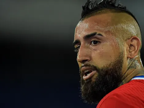 Vidal saca la voz en medio de tenso momento en la Roja