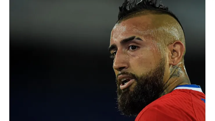 Arturo Vidal subió extrañas historias a su Instagram.