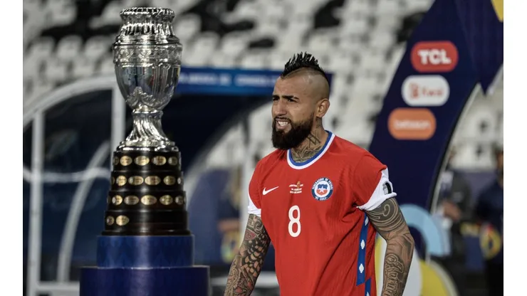 Arturo Vidal anuncia un gol ante Bolivia | Foto: Agencia Uno.