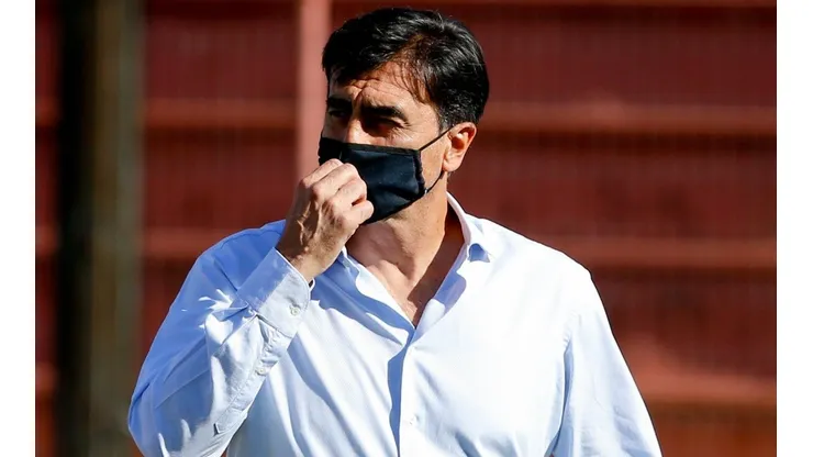 Gustavo Quinteros se queda en Colo Colo