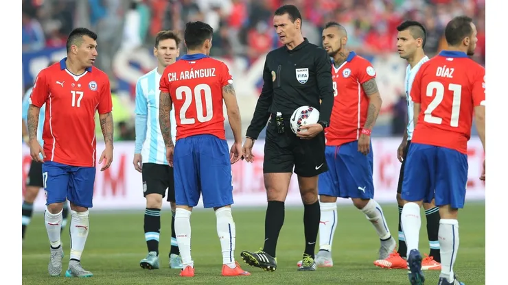 Roldán será el encargado de impartir justicia en el Chile vs Argentina.