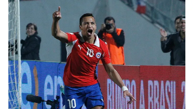 Alexis Sánchez con la 10 rumbo a Brasil 2014.