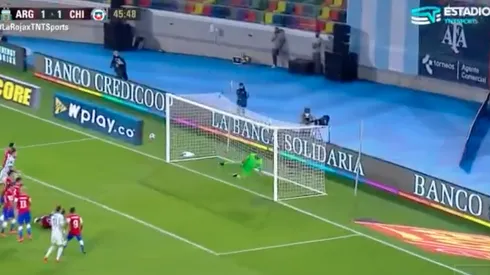 Tapadón de Claudio Bravo