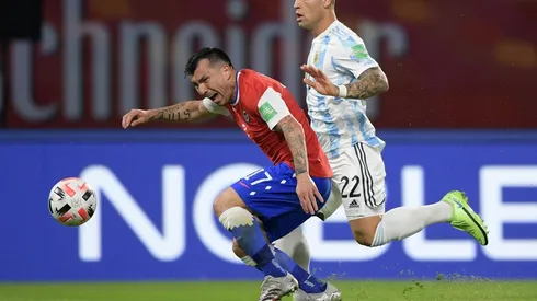 Chile juega ante Argentina en Santiago del Estero.