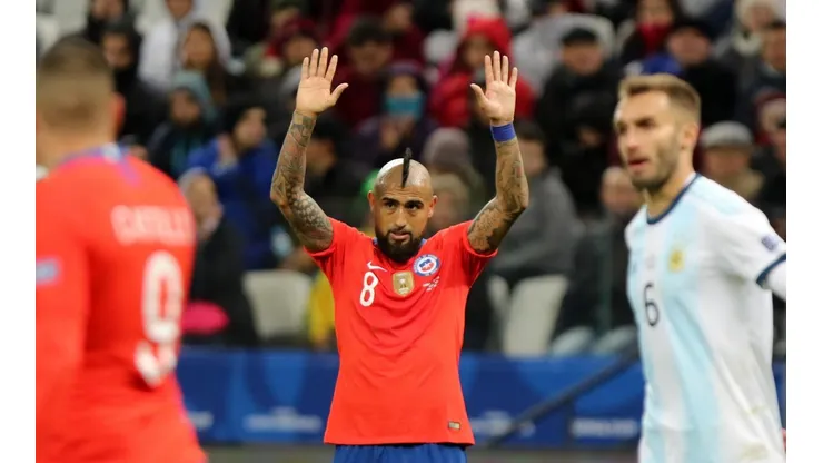 El Rey Arturo no podrá jugar ante la albiceleste.