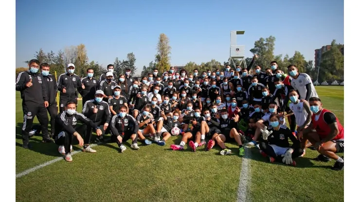 Colo Colo femenino y masculino trabajaron en el Monumental | Foto: Facebook Colo Colo Oficial