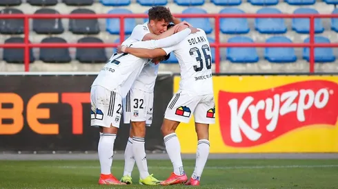 Los jóvenes piden minutos.