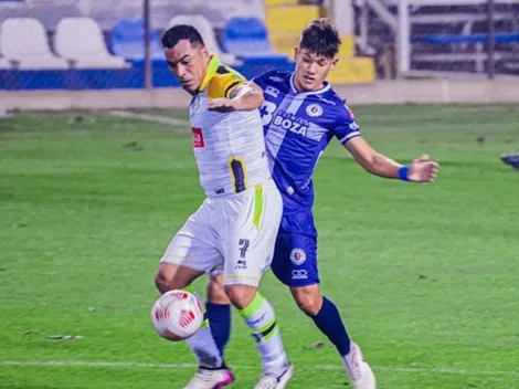 Paredes anotó un doblete en goleada de Coquimbo ante Santa Cruz