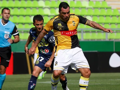 Esteban Paredes se emociona al jugar contra juveniles