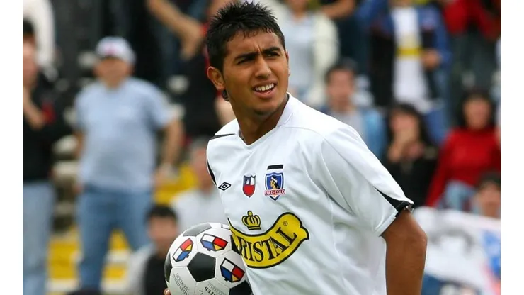 El Rey Arturo no oculta el amor que le tiene a Colo Colo.