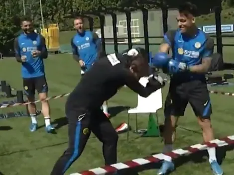 Con Vidal y Sánchez de público: Conte y Lautaro "se van a los combos"