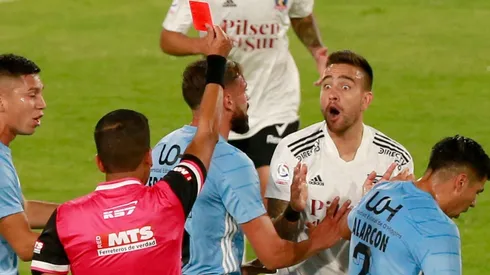 Matías Zaldivia recibió tres fechas de sanción por su tarjeta roja.