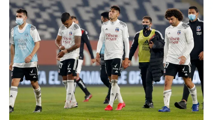 Colo Colo tuvo una polémica derrota ante Palestino.