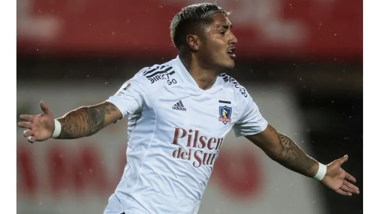 Juan Carlos Gaete y su primer gol en Colo Colo