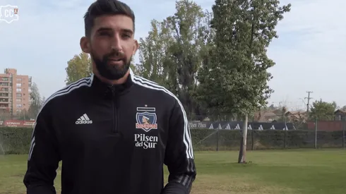 Emiliano Amor ya se puso la indumentaria de Colo Colo.