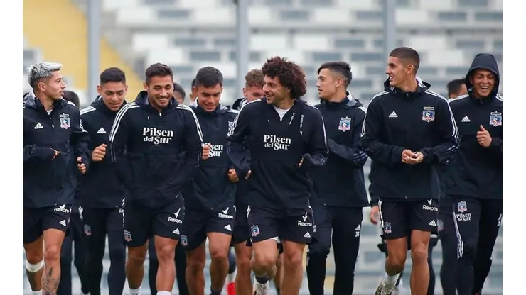Colo Colo vuelve a trabajar con plantel completo.