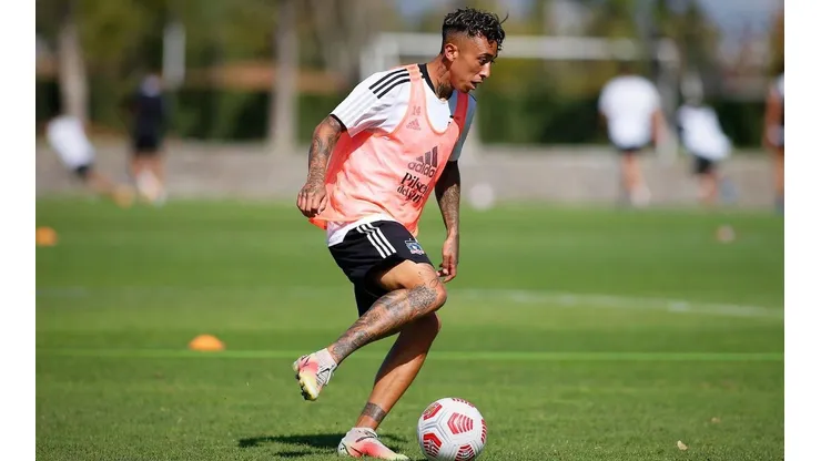 Martín Rodríguez pudo entrenar con Colo Colo, pero sigue en duda.