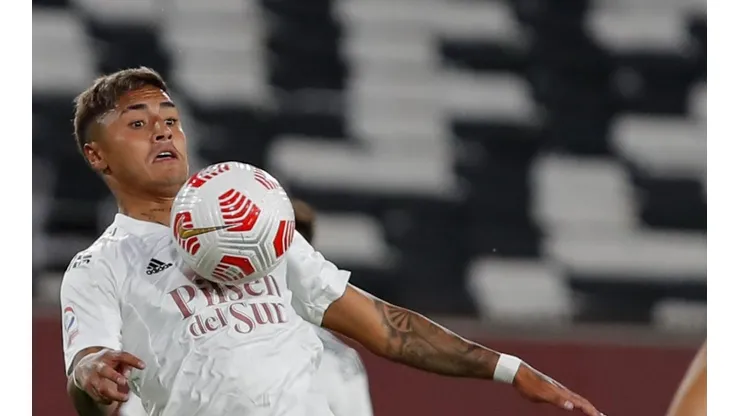 Juan Carlos Gaete aún busca su mejor versión en Colo Colo.