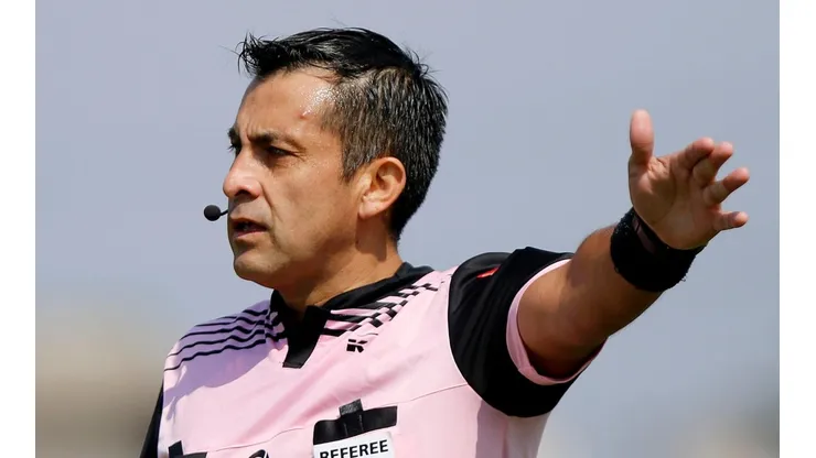 Julio Bascuñan arbitrará en el partido ante Universidad de Chile