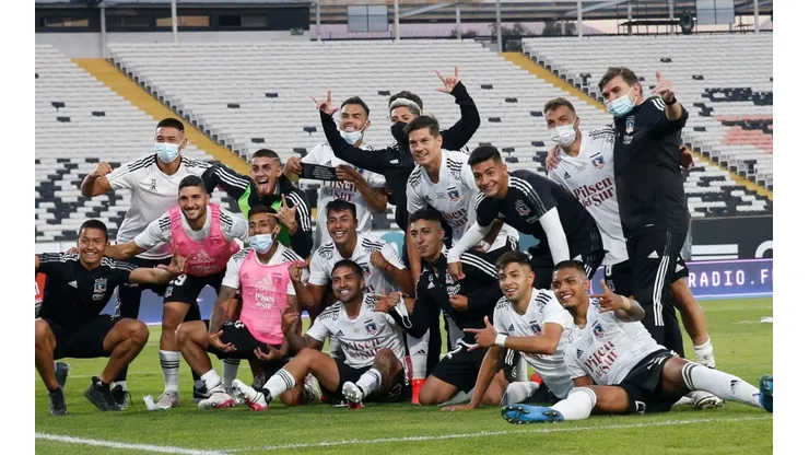 Colo Colo festeja otro triunfo ante el archirrival.