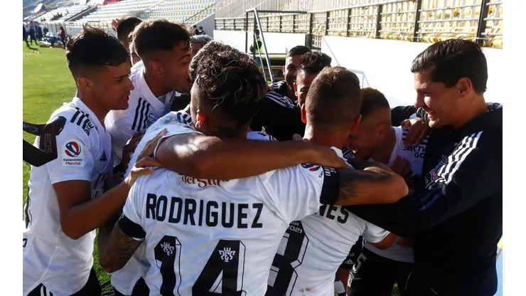 Colo Colo podría terminar puntero tras este Superclásico.