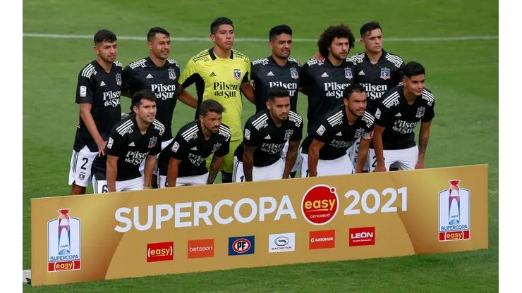 Formación de Colo Colo para enfrentar a Everton