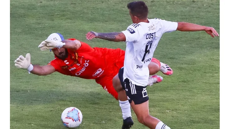 Johnny Herrera y su once de Colo Colo