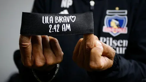 Los jugadores de Colo Colo llevan un luto por la mamá de Iván Morales.