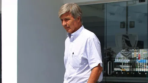 Mayne-Nicholls se comienza a despedir de Colo Colo.