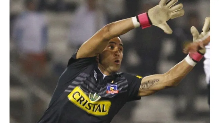 Claudio Bravo cumplió 38 años.
