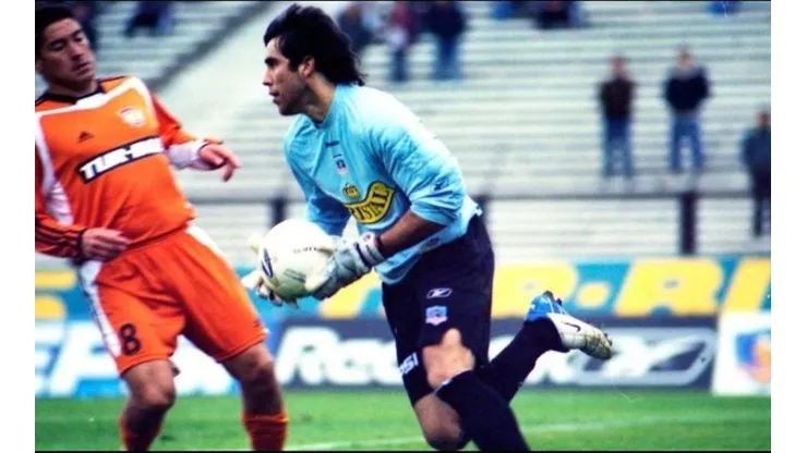 Claudio Bravo en sus primeros partidos en Colo Colo | Foto: archivo